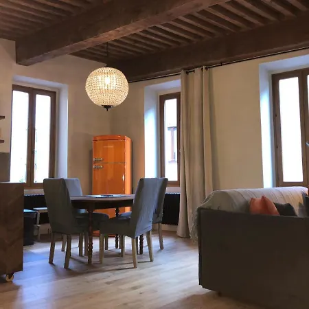 De Chiara A Appartement Annecy